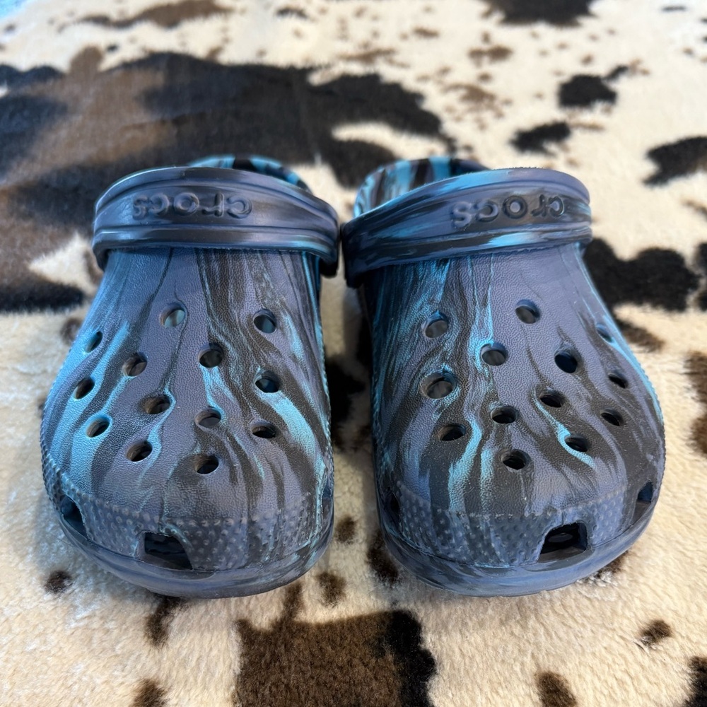 Kid’s Blue Tie Dye Crocs